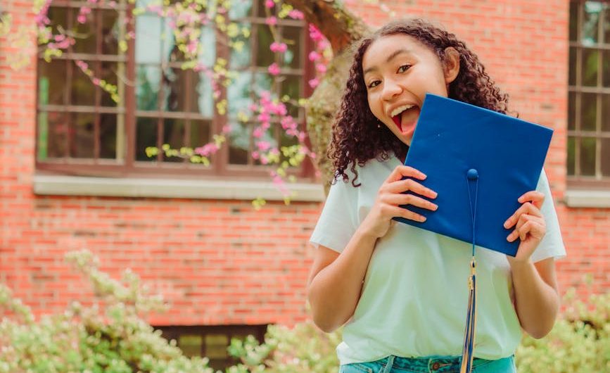 Купить диплом врача в Ладушкине