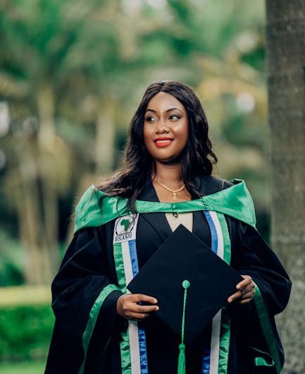 Купить диплом института в Кировске