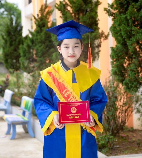 Купить диплом социолога в Верещагино