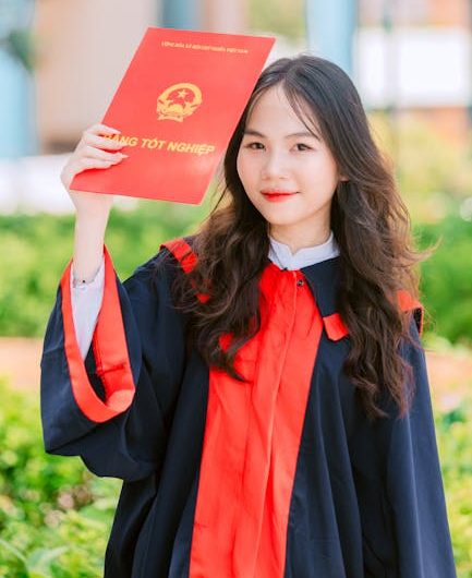 Купить диплом экономиста в Добрянке